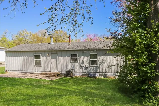 $1,415 | 9310 Lewis Avenue, Kansas City, MO 64138