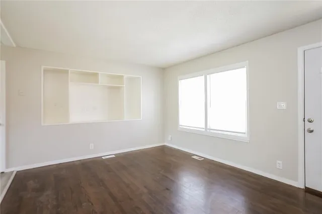 $1,415 | 9310 Lewis Avenue, Kansas City, MO 64138