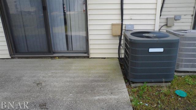 700 North Adelaide Street, Unit 102 Normal, IL 61761 - Photo 5 of 10