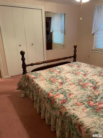 $120,000 | 901 Elm Street, Carmi, IL 62821