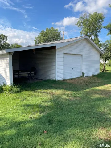 $120,000 | 901 Elm Street, Carmi, IL 62821