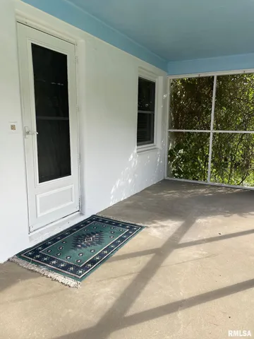 $120,000 | 901 Elm Street, Carmi, IL 62821