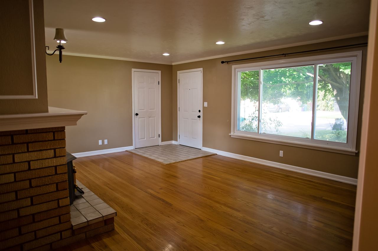 22 North McCabe Road Spokane Valley, WA 99216 - Photo 4 of 20