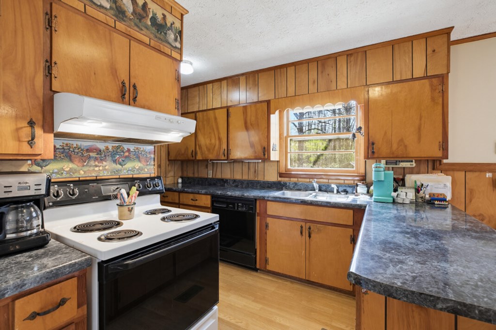 1266 Ford Road Warne, NC 28909 - Photo 26 of 62