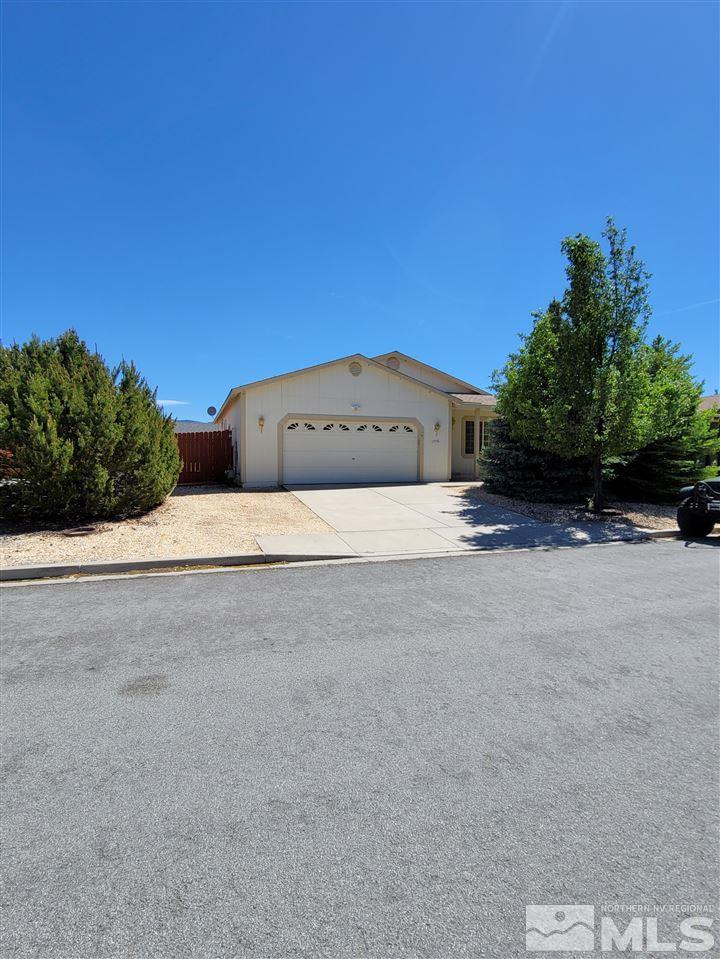 17756 Fortune Court Reno, NV 89508 - Photo 2 of 28 a view of a outdoor space with green space