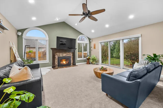 $564,900 | 54880 Burlington Drive, Utica, MI 48315