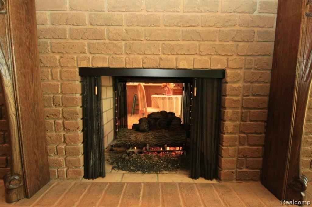 377 Ridgemont Road Oxford, MI 48370 - Photo 13 of 25
