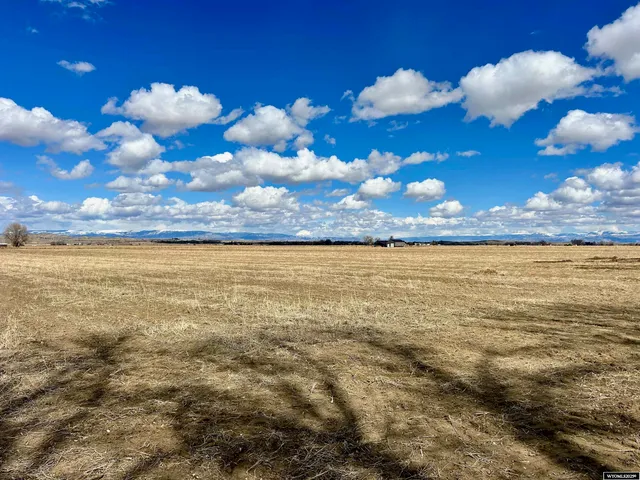 $320,000 | 6 Road 6, Powell, WY 82435