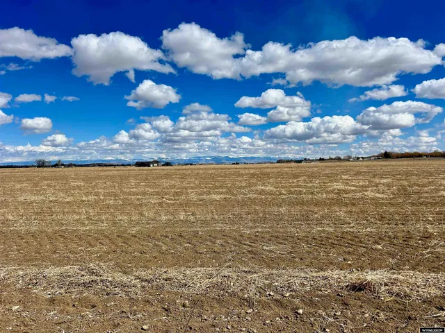 $320,000 | 6 Road 6, Powell, WY 82435