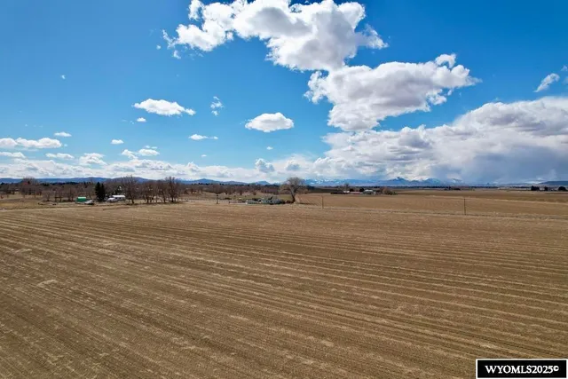 $320,000 | 6 Road 6, Powell, WY 82435