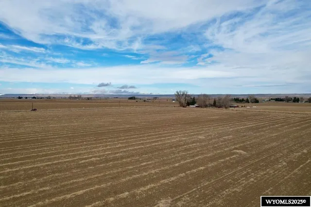 $320,000 | 6 Road 6, Powell, WY 82435
