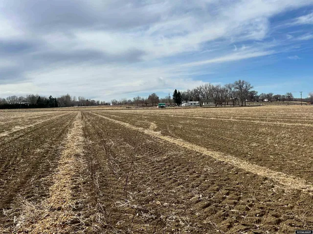 $320,000 | 6 Road 6, Powell, WY 82435