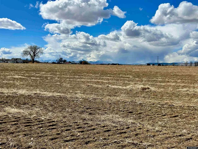 $320,000 | 6 Road 6, Powell, WY 82435