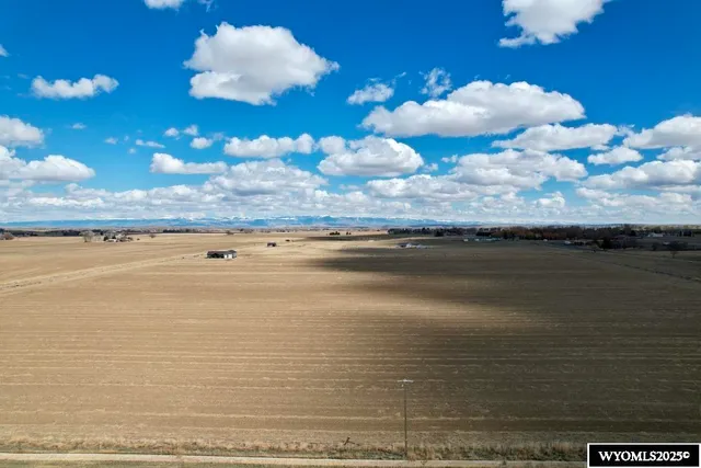 $320,000 | 6 Road 6, Powell, WY 82435