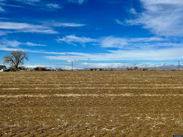 $320,000 | 6 Road 6, Powell, WY 82435