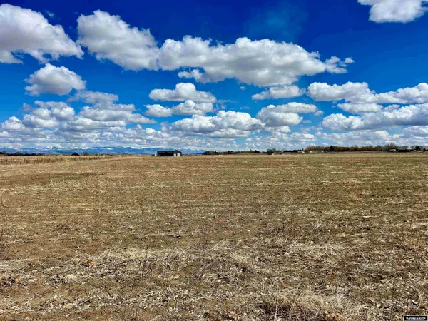$320,000 | 6 Road 6, Powell, WY 82435