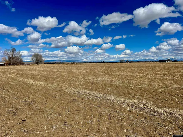 $320,000 | 6 Road 6, Powell, WY 82435