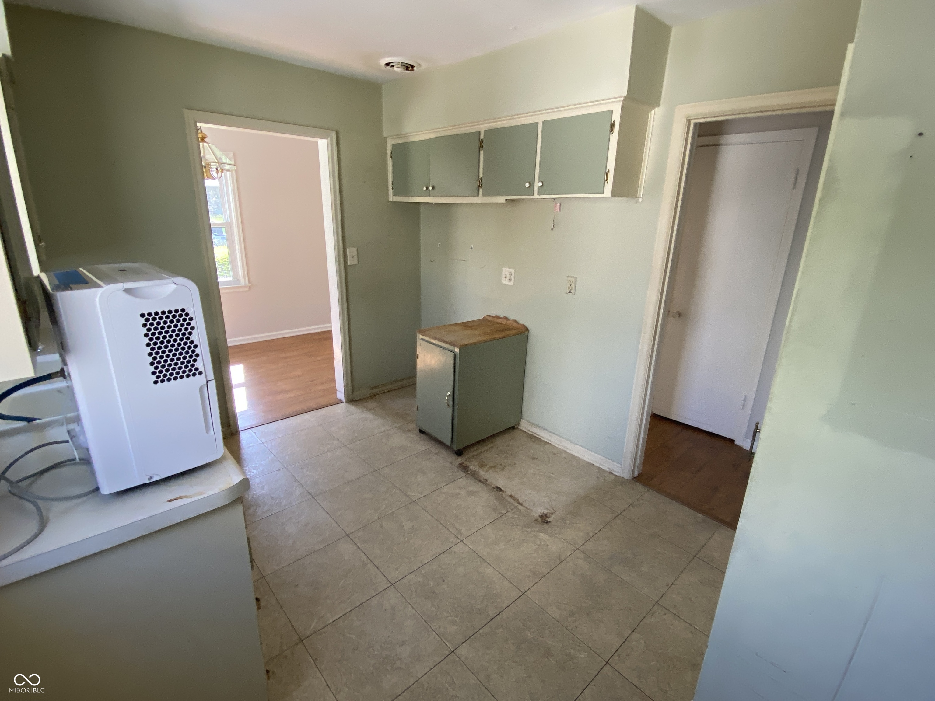 611 Chestnut Street Anderson, IN 46012 - Photo 10 of 14