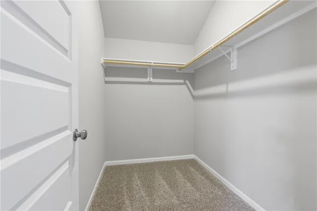 $349,990 | 885 North Buckeye Street, Gardner, KS 66030