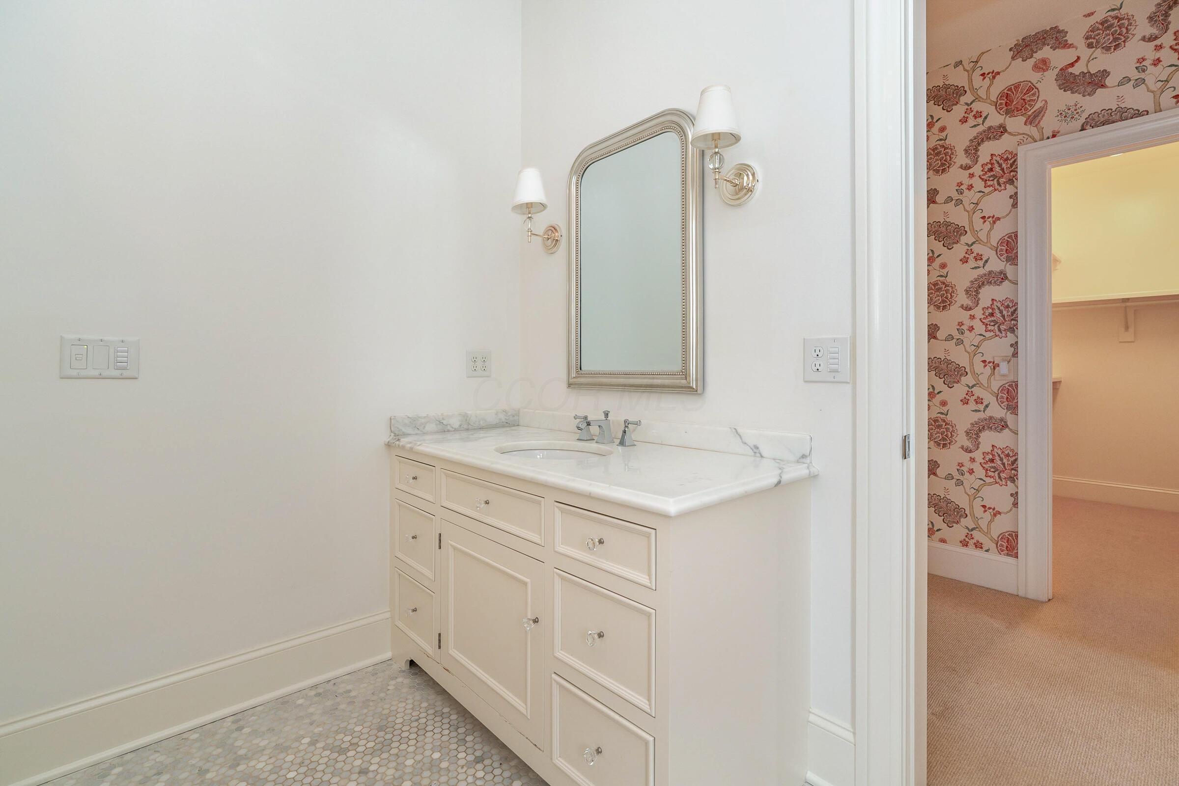 780 Home Road Delaware, OH 43015 - Photo 71 of 130 Second Floor Bedroom 2 Full Bathroom