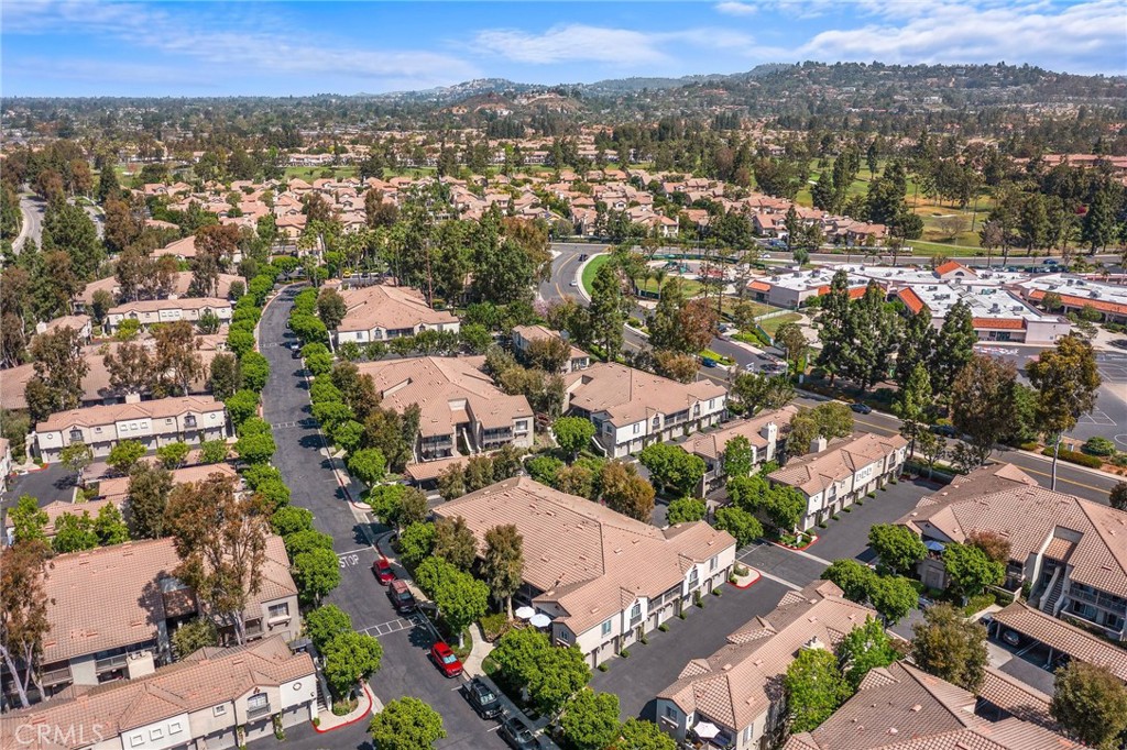 2800 Keller Drive, Unit 262 Tustin, CA 92782 - Photo 34 of 41 an aerial view of residential houses with outdoor space