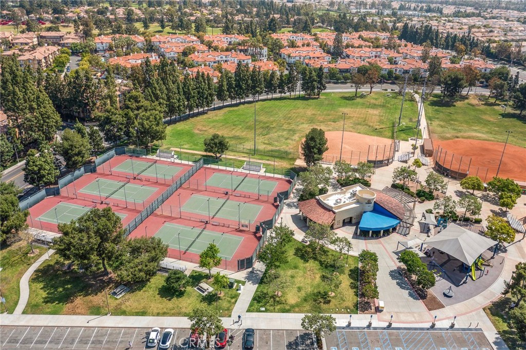2800 Keller Drive, Unit 262 Tustin, CA 92782 - Photo 40 of 41 an aerial view of tennis court