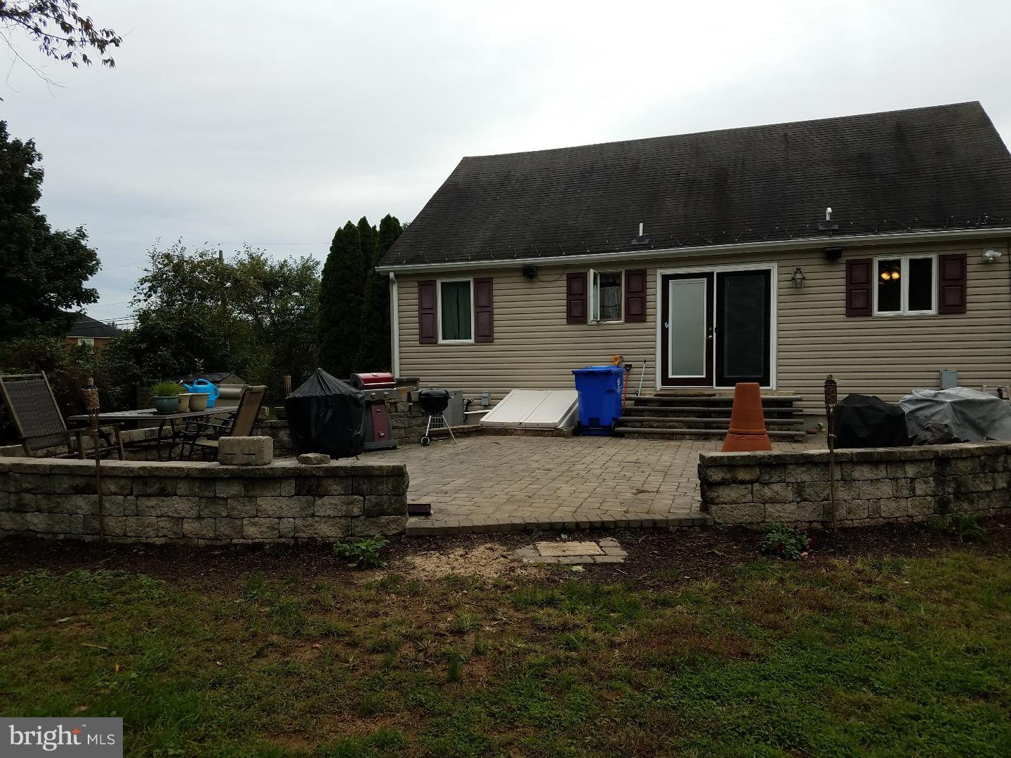 890 North Island Road Columbus, NJ 08022 - Photo 15 of 17 Patio