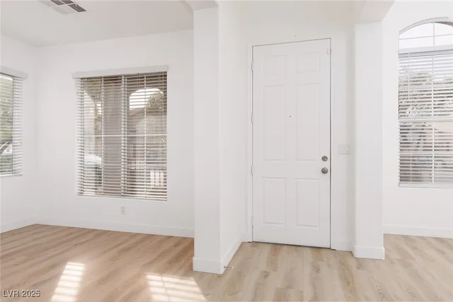 $1,850 | 4408 Santa Clarita Avenue, North Las Vegas, NV 89115