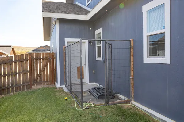 $699,000 | 967 Dry Creek Road, Hayden, CO 81639