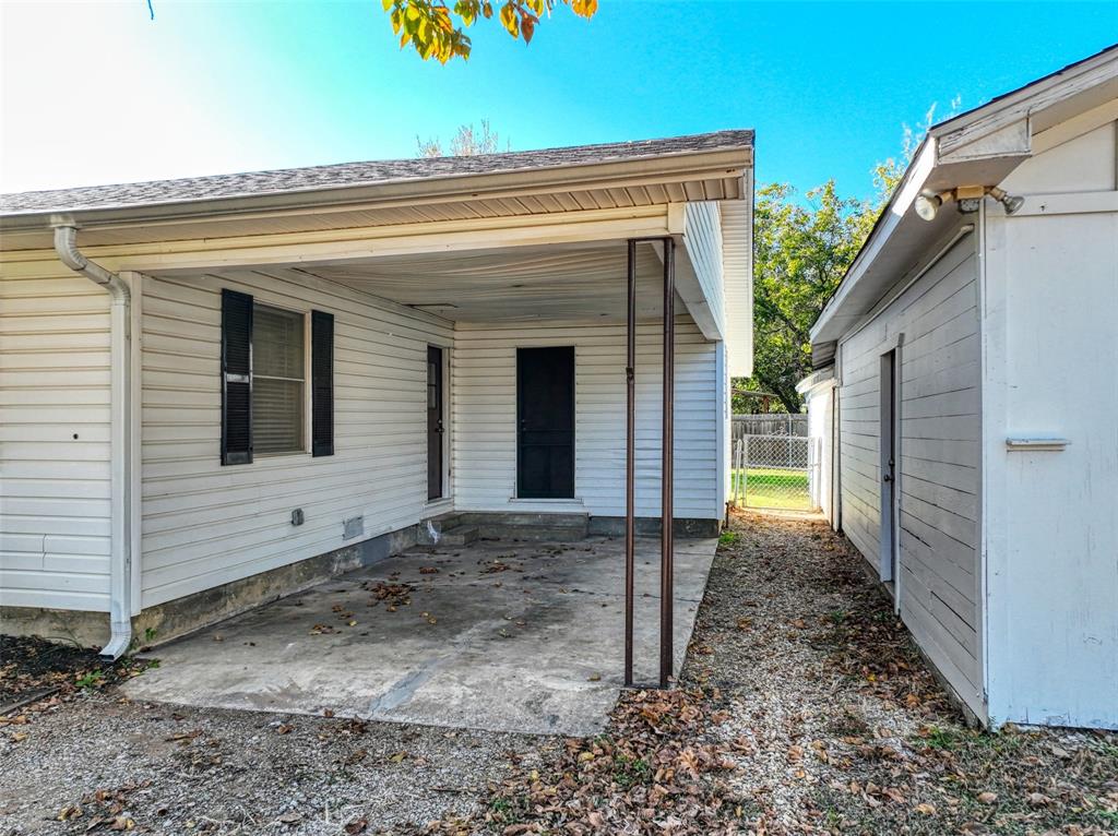 516 South Church Street Pilot Point, TX 76258 - Photo 27 of 36