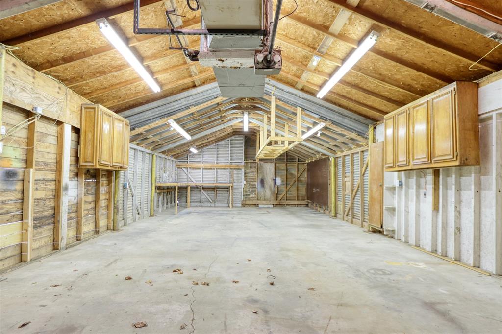 516 South Church Street Pilot Point, TX 76258 - Photo 30 of 36