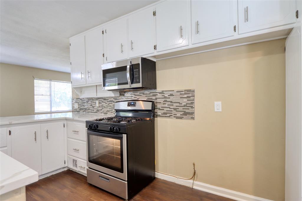 516 South Church Street Pilot Point, TX 76258 - Photo 10 of 36