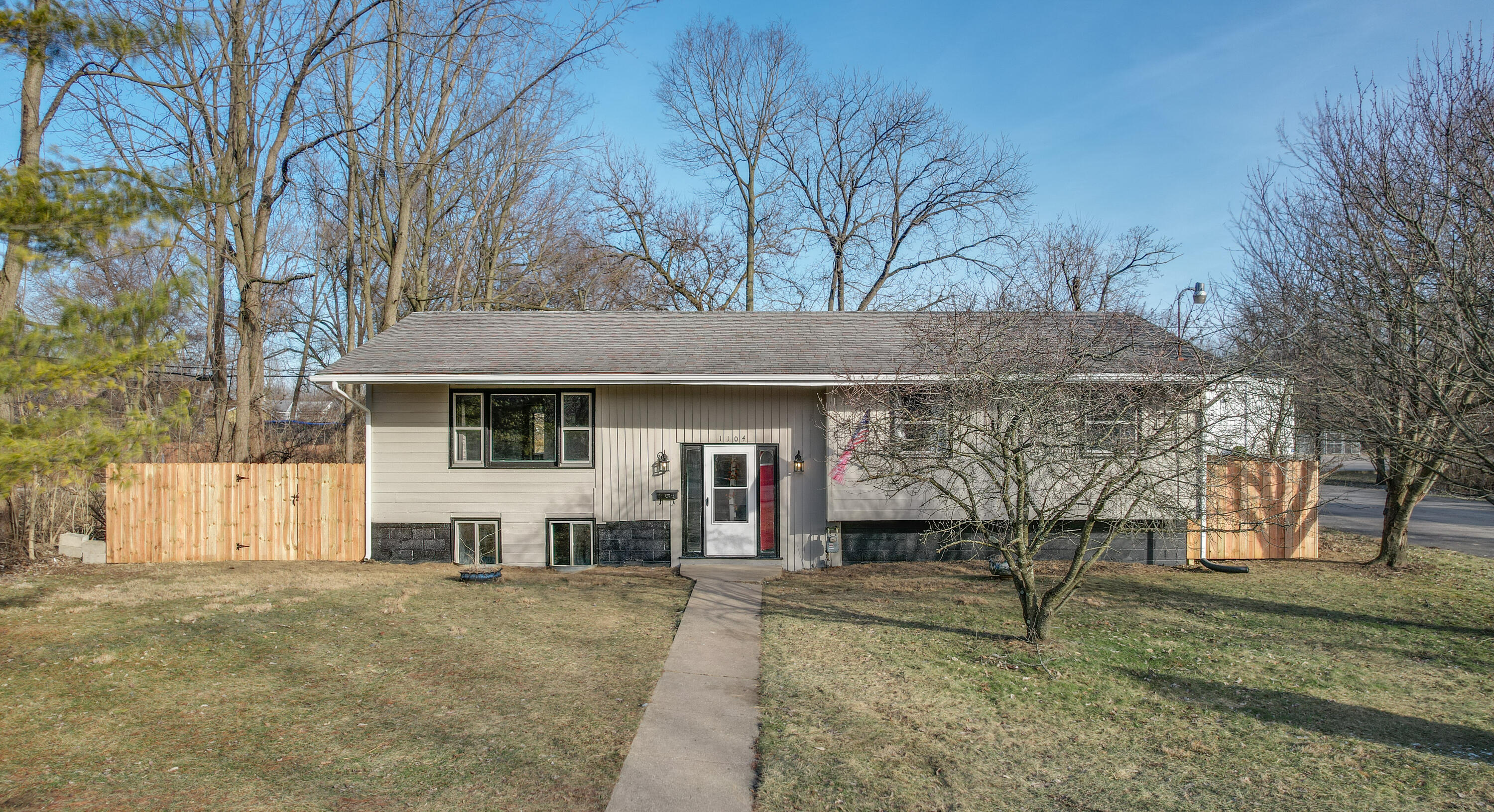 1104 Rosedale Avenue Springfield, OH 45506 - Photo 1 of 81 Gallery Image 1