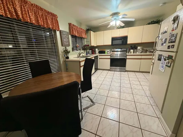 $269,000 | 3209 Perimeter Drive, Unit 2713, Greenacres, FL 33467