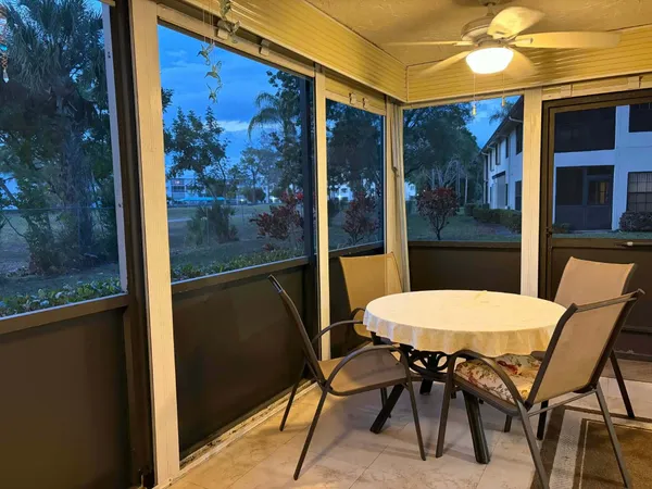 $269,000 | 3209 Perimeter Drive, Unit 2713, Greenacres, FL 33467