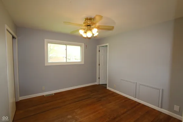 $230,000 | 514 Memorial Drive, Beech Grove, IN 46107