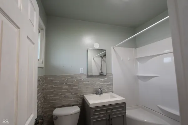$230,000 | 514 Memorial Drive, Beech Grove, IN 46107