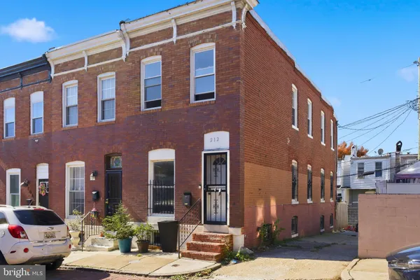 $1,900 | 212 North Streeper Street, Baltimore, MD 21224