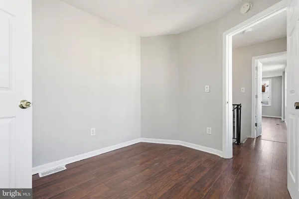 $1,900 | 212 North Streeper Street, Baltimore, MD 21224