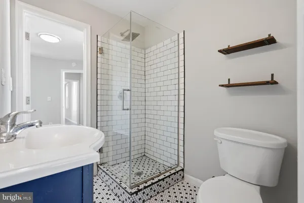 $1,900 | 212 North Streeper Street, Baltimore, MD 21224