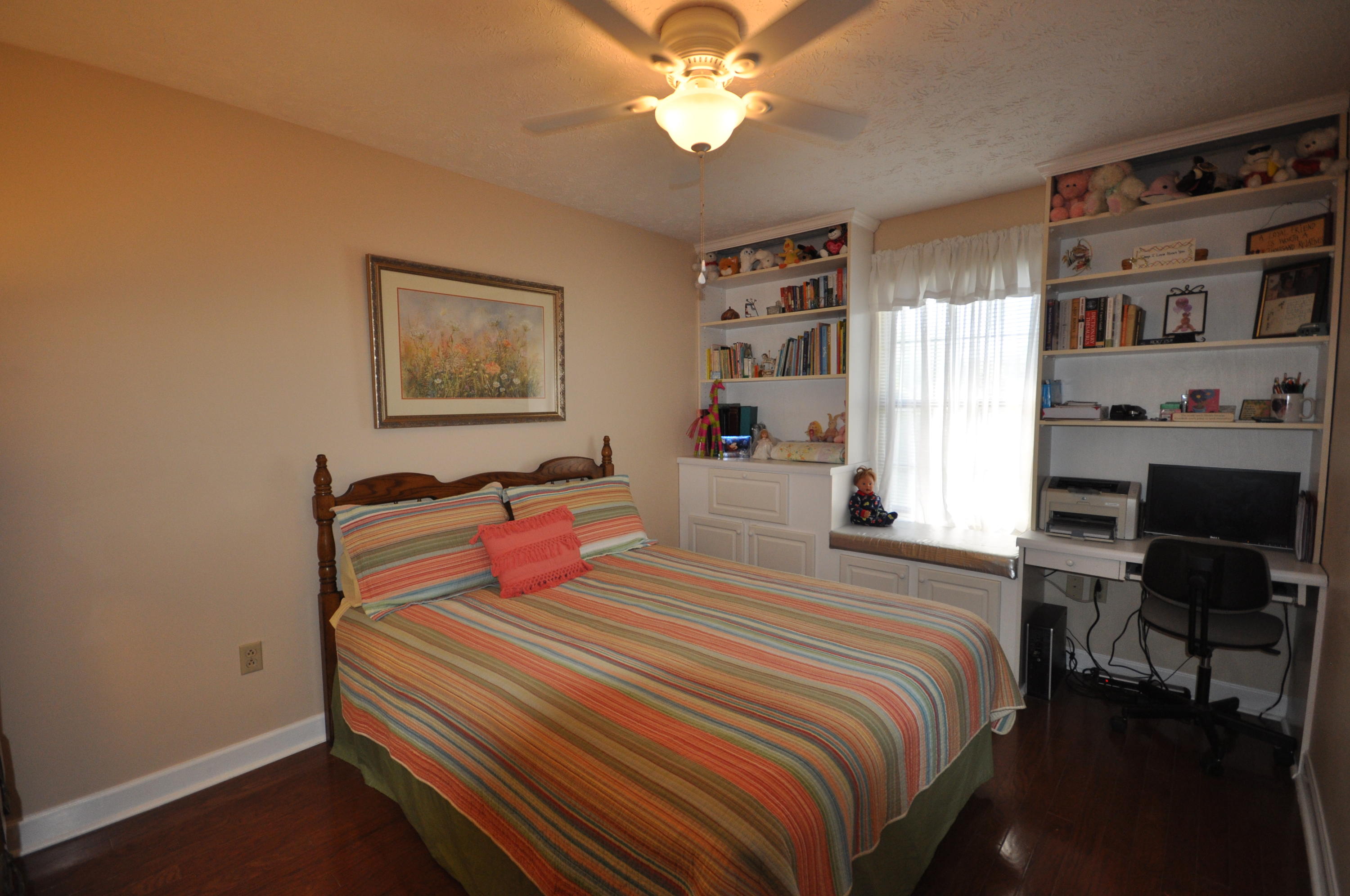 8236 Cricket Road Powell, TN 37849 - Photo 10 of 17 Cricket bedroom2