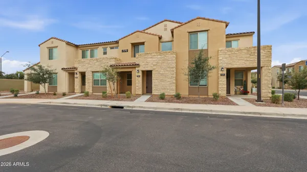 $399,900 | 779 East Doral Avenue, Unit 102, Gilbert, AZ 85297