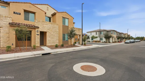 $399,900 | 779 East Doral Avenue, Unit 102, Gilbert, AZ 85297