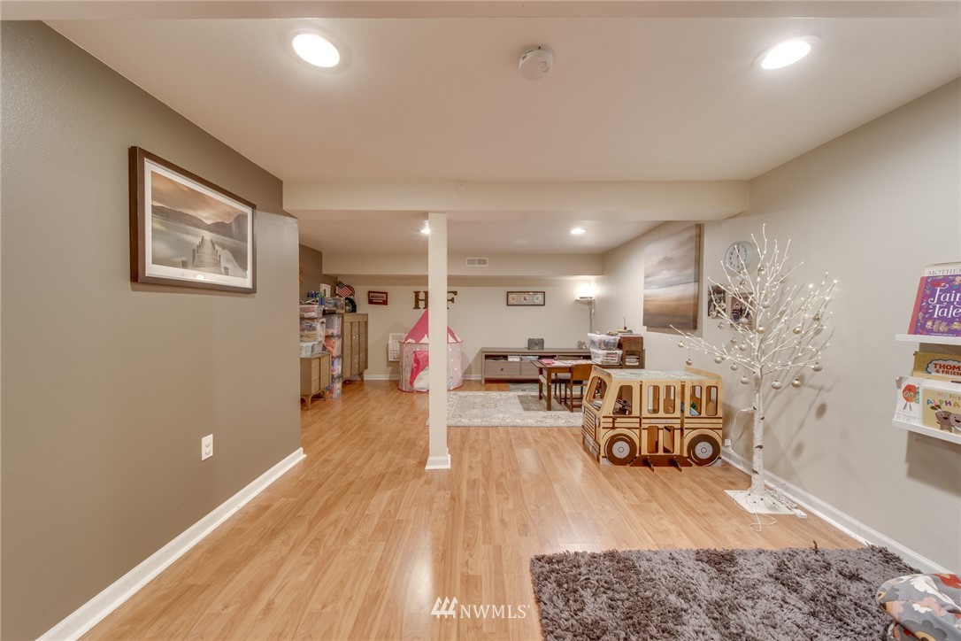 405 North 1st Avenue Ridgefield, WA 98642 - Photo 11 of 21