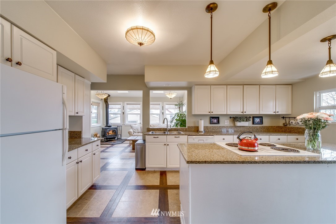 405 North 1st Avenue Ridgefield, WA 98642 - Photo 5 of 21