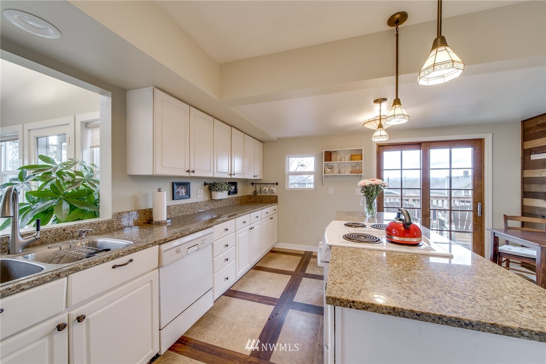 405 North 1st Avenue Ridgefield, WA 98642 - Photo 6 of 21
