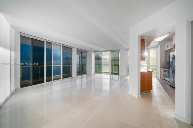 $2,999,999 | 6365 Collins Avenue, Unit 2901, Miami Beach, FL 33141