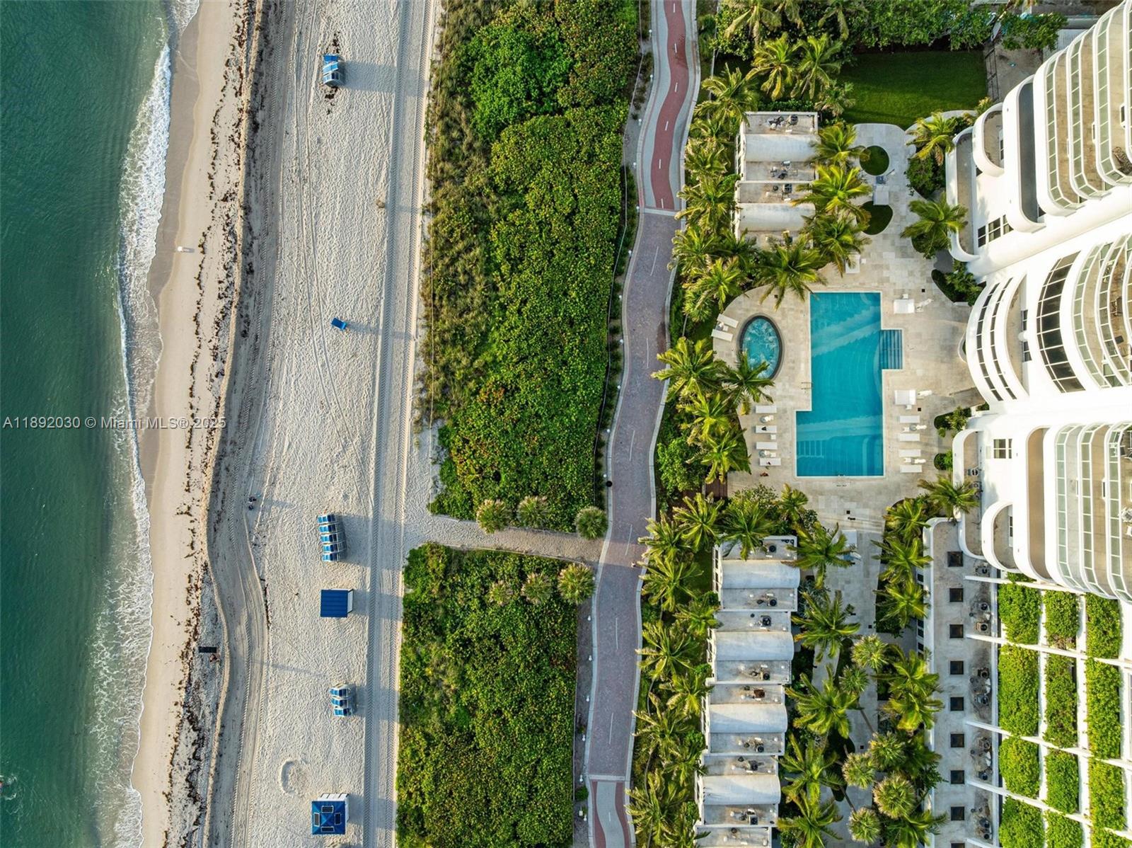 6365 Collins Avenue, Unit 2901 Miami Beach, FL 33141 - Photo 44 of 44 a view of a building