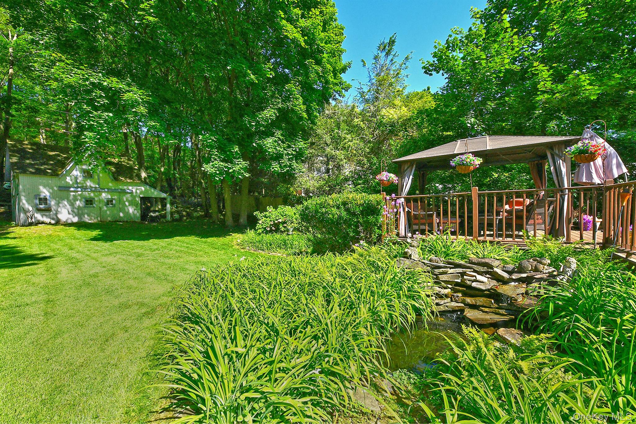 277 Vernon Valley Road Northport, NY 11768 - Photo 38 of 49