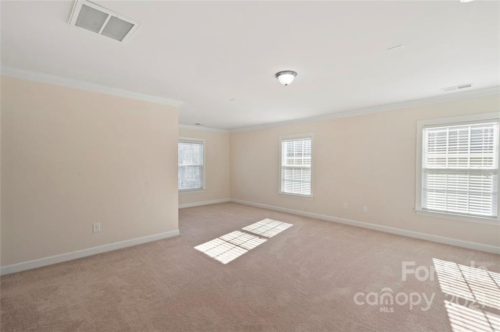 4331 Oxford Mill Road Waxhaw, NC 28173 - Photo 23 of 48 an empty room with windows